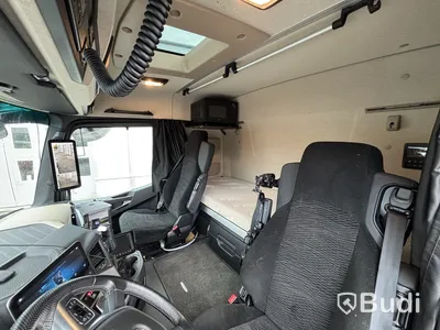 Tridemväxlare Mercedes-Benz Arocs 3751 -2023 | JOAB 24 ton | Plogutrustad