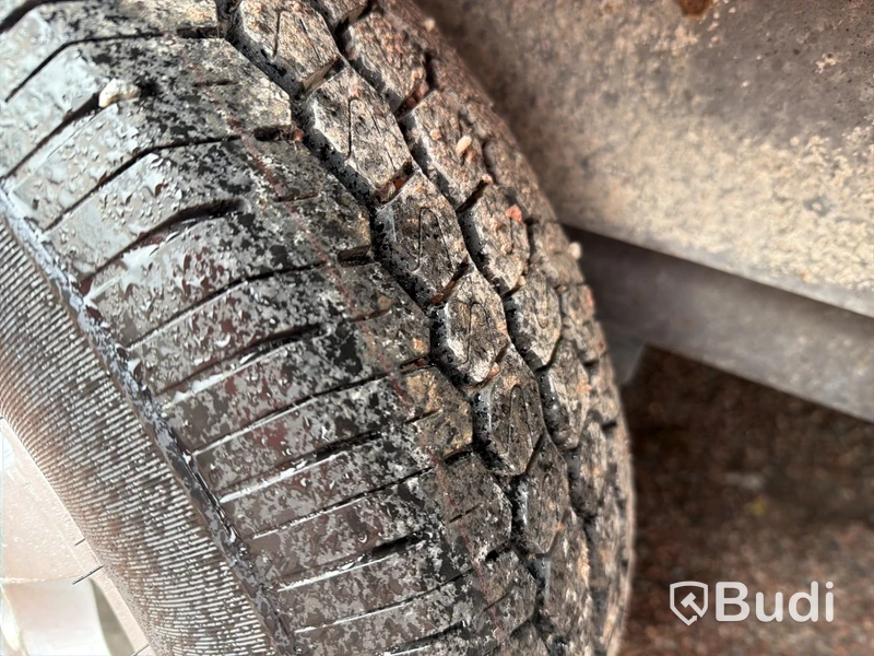 Biltransportsläp BCW - 2000 kg – Dubbelaxlad – Besiktigad