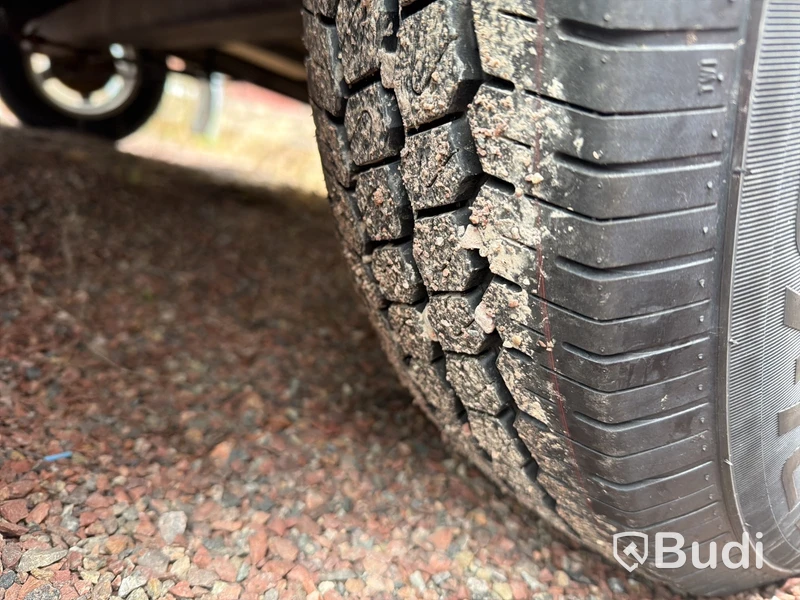 Biltransportsläp BCW - 2000 kg – Dubbelaxlad – Besiktigad