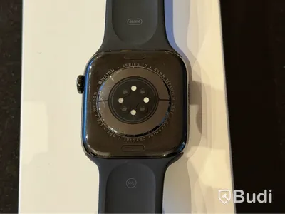 Apple Watch Series 10, 46 mm, titan, svart sportband