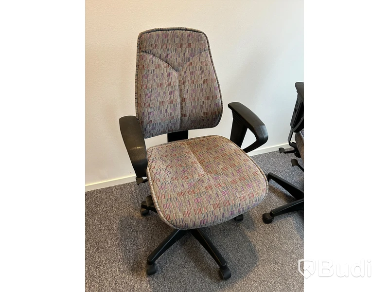 Kontorsstol, textil, bra skick