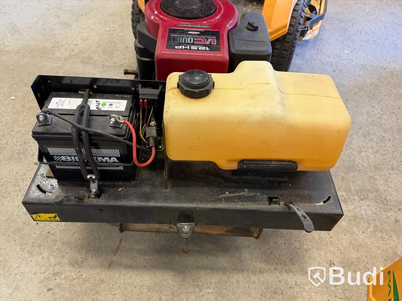 Ride-on lawn mower, Stiga Park P401