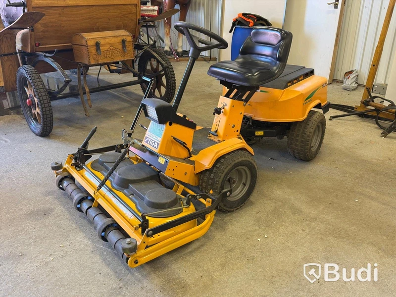 Ride-on lawn mower, Stiga Park P401
