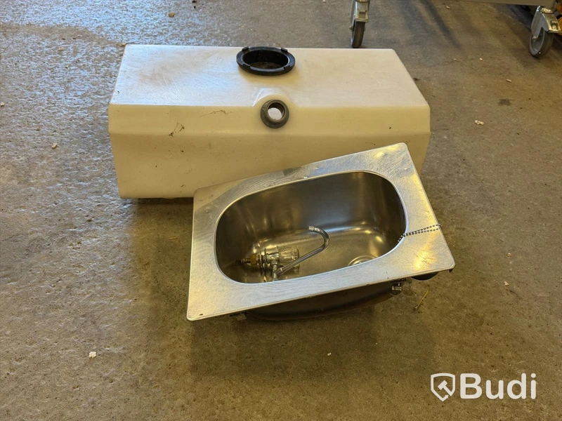 Stainless steel sink for caravan/motorhome/boat, with tank
