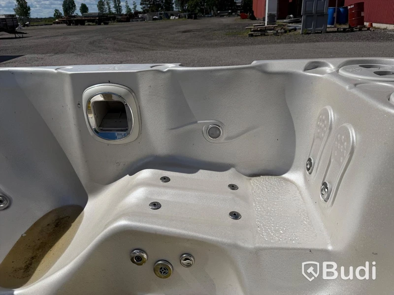 Spabad, Hydropool HSCE670G