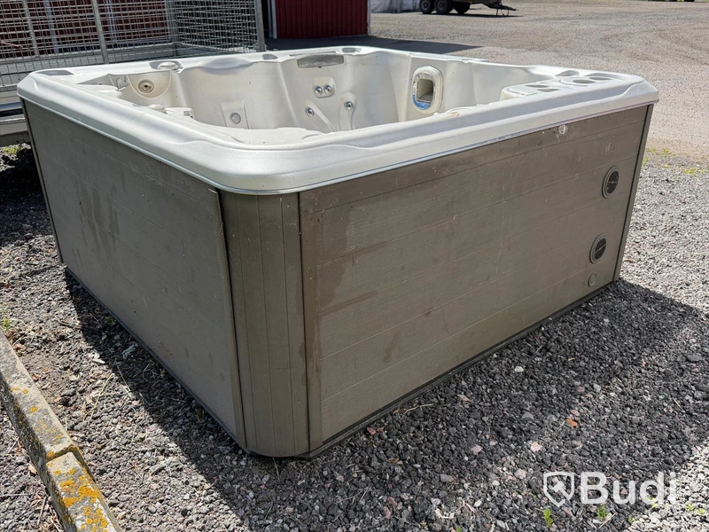 Spabad, Hydropool HSCE670G
