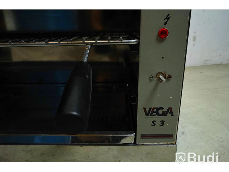 Grill Vega S 3