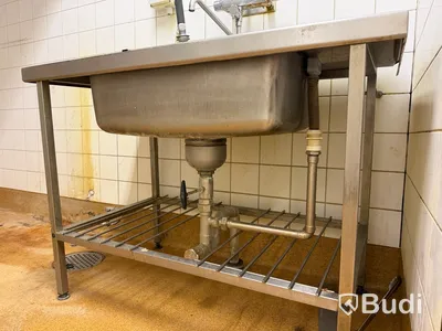 Rostfri bänk med vask, ink blandare