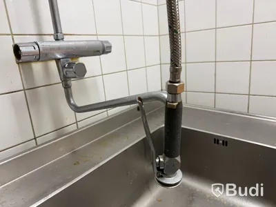 Rostfri bänk med vask, ink blandare