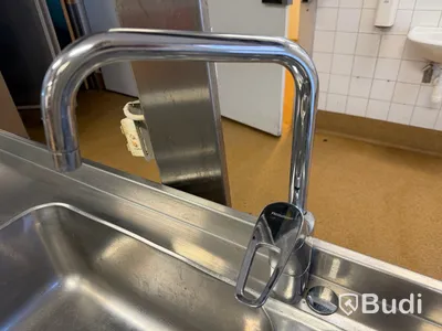 Rostfri arbetsbänk / Storköksbänk - 3 meter