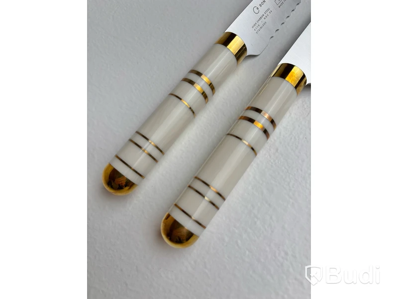 Kockkniv och brödkniv Bon Centuri, Oyster white.