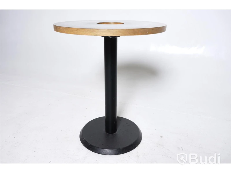 Runt kafebord/soffbord.