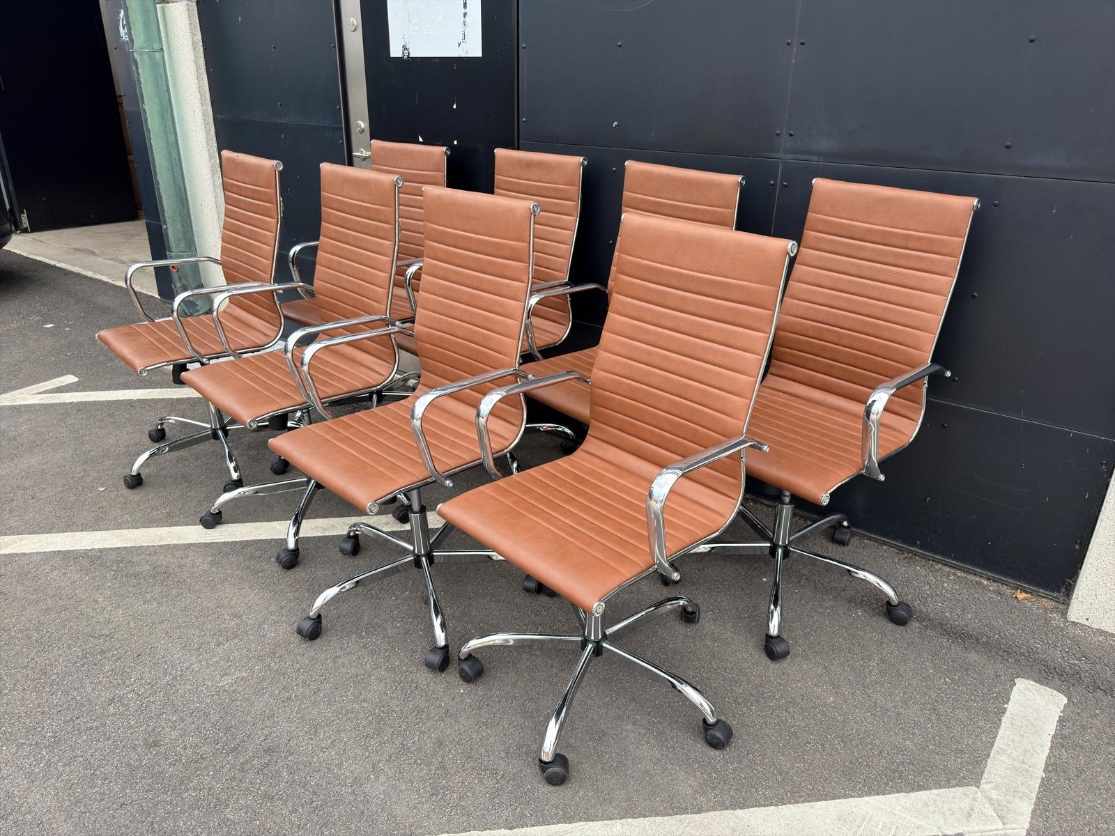 Set of 8 conference chairs in Eames-inspired design – Faux leather & chrome