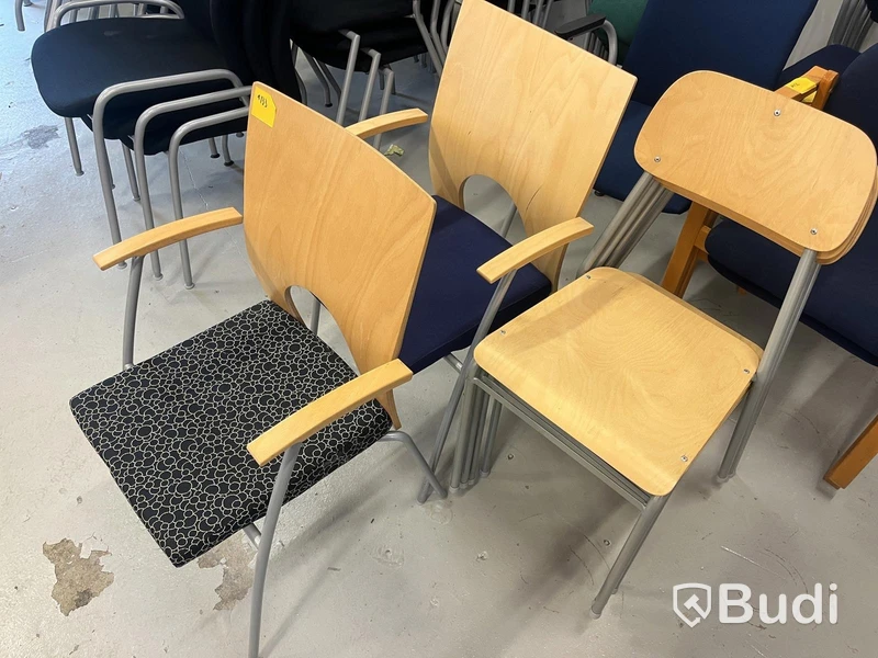Parti konferens- & besöksstolar i blandade modeller