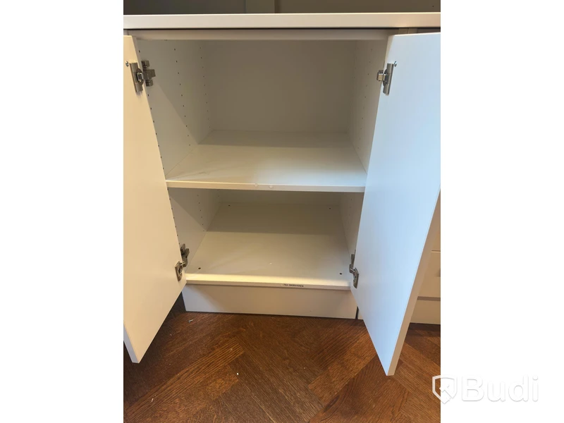 Arbetsbänk med skåp, inkl. överskåp