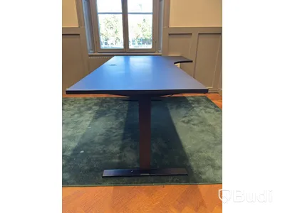 Edsbyn height-adjustable desk