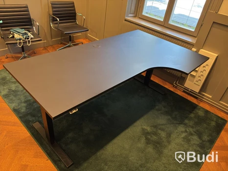 Höj- och sänkbart skrivbord Edsbyn