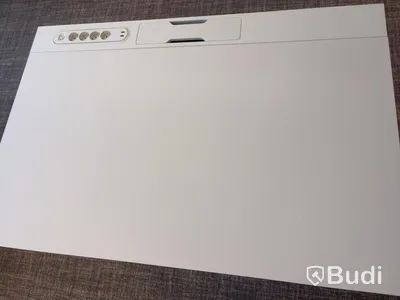 Skrivbord IKEA MITTZON inkl. skärmvägg