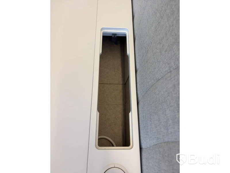 IKEA MITTZON desk incl. privacy screen