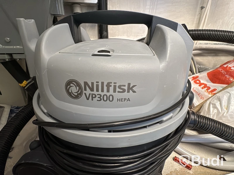 Nilfisk VP300 HEPA Vacuum Cleaner