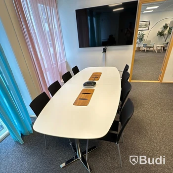Konferensbord inkl. 8 st stolar