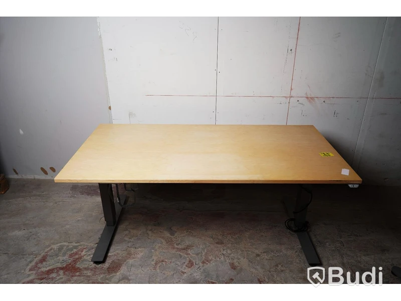 Elektriskt höj- och sänkbart skrivbord