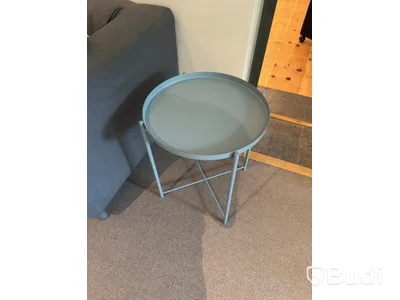 Soffa md kuddar inkl. 2 st. bord