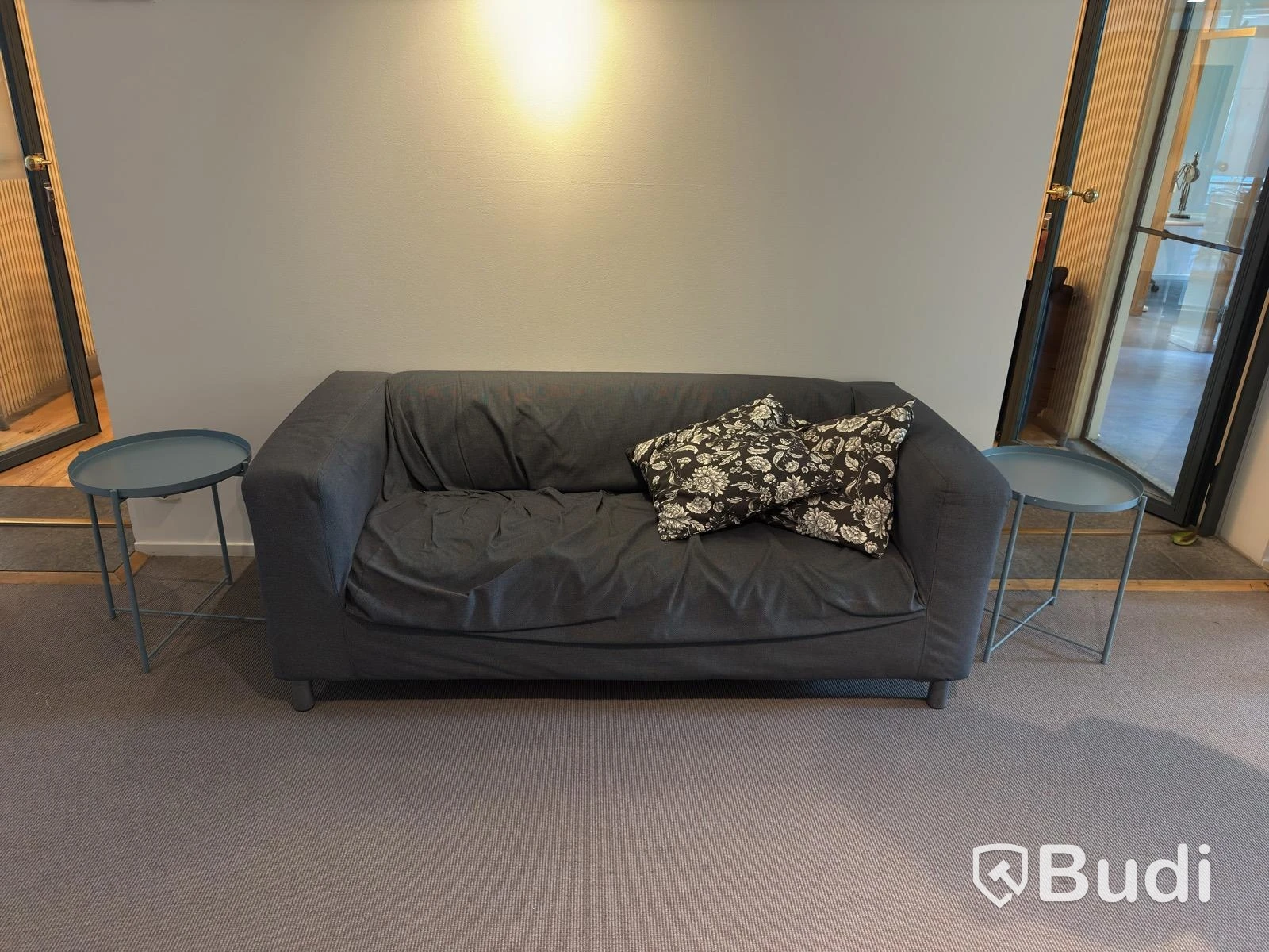 Sofa with cushions, incl. 2 tables
