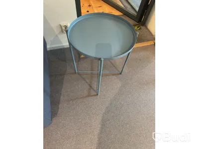Soffa md kuddar inkl. 2 st. bord