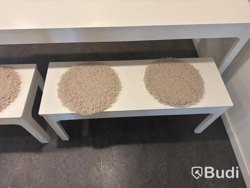 Extendable dining table incl. benches