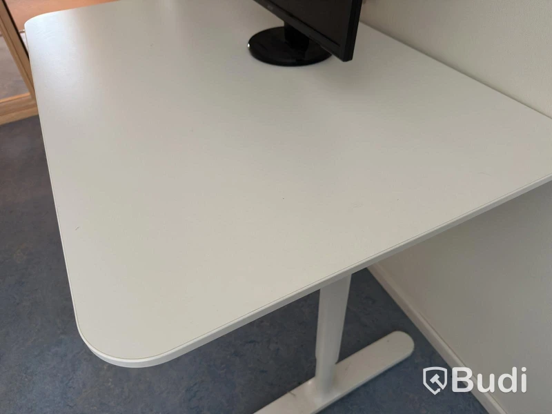 Desk incl. computer monitor