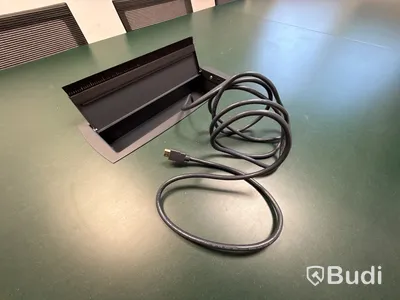 Konferensbord med 9 stolar, grönt