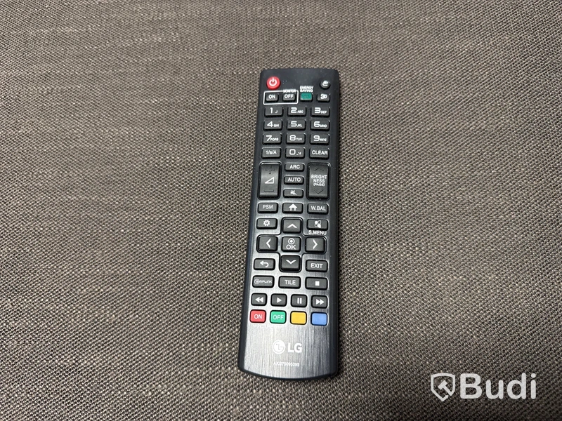 TV LG 49" (modell 49UH5F)
