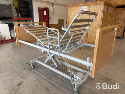Vårdsäng, invacare SB755