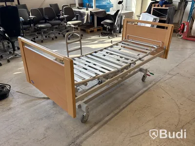 Vårdsäng, invacare SB755