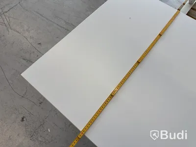 Höj- och sänkbart skrivbord, 140x80 cm, renoveringsobjekt