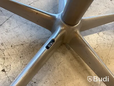 4 st kontorsstolar med nackstöd, HAG