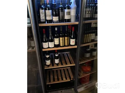 Sortiment vin, öl och starksprit