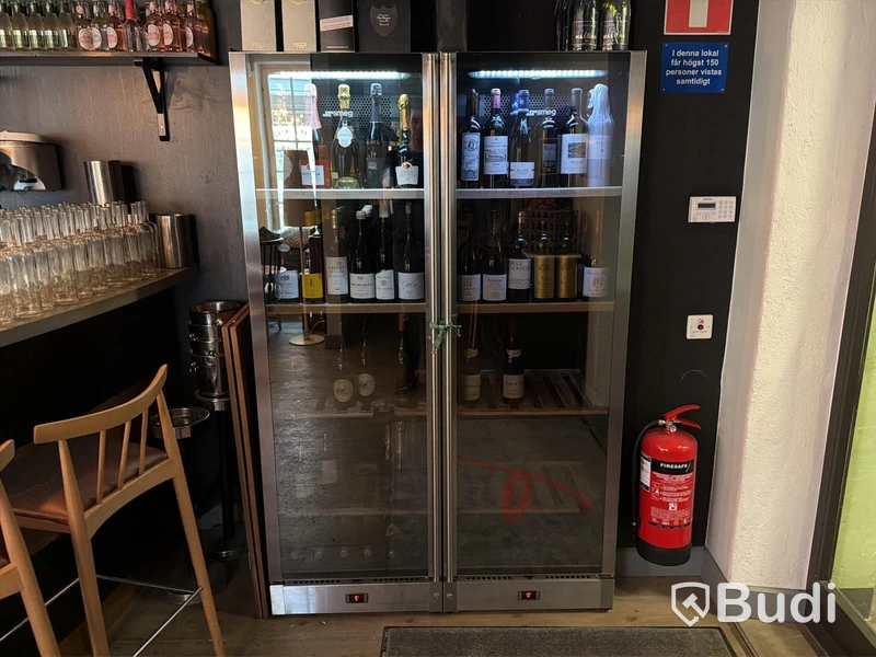 Sortiment vin, öl och starksprit