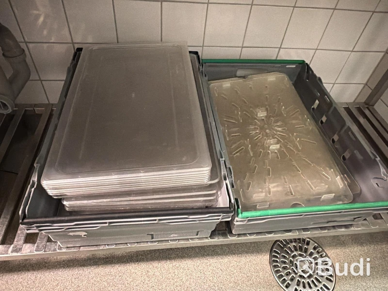 Sortiment plastkantiner 1/1, ca 25 st