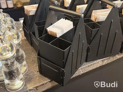 15 st bestickkorgar för bord samt 24 st salt & pepparkvarnar