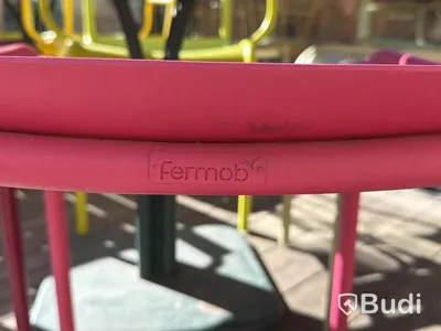 Möbler för uteservering - Fermob Luxembourg, ca 70 stolar samt 20 bord