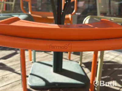 Möbler för uteservering - Fermob Luxembourg, ca 70 stolar samt 20 bord