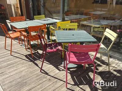 Möbler för uteservering - Fermob Luxembourg, ca 70 stolar samt 20 bord