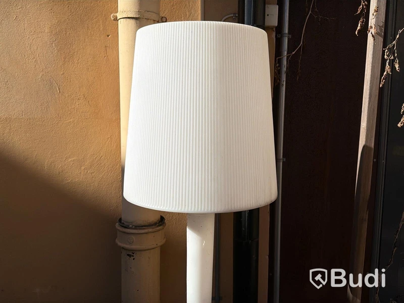Golvlampa InOut, Ramon Ubeda & Otto Canalda, Metalarte