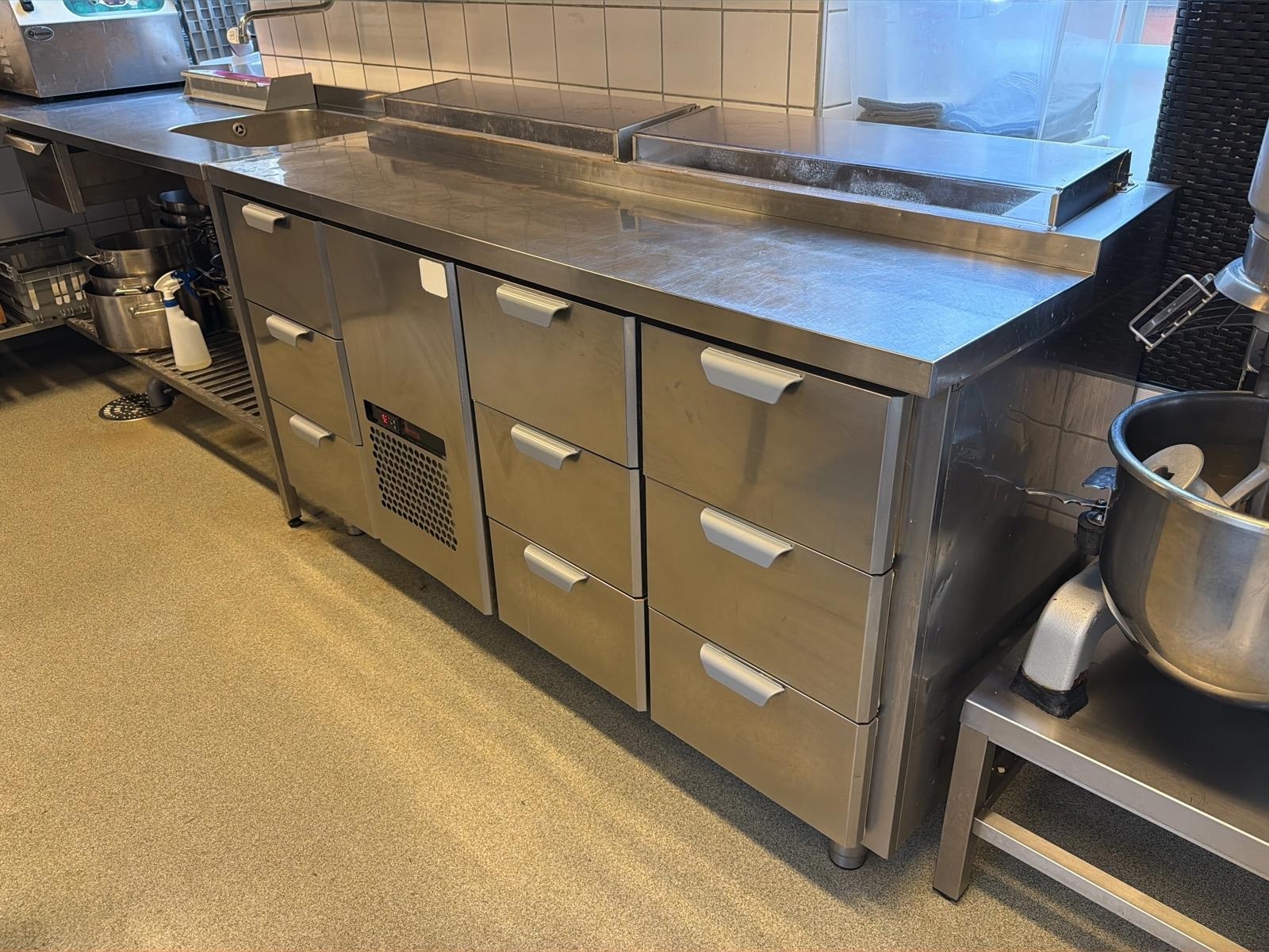 Kylbänk med kylränna, ColdLine 1660