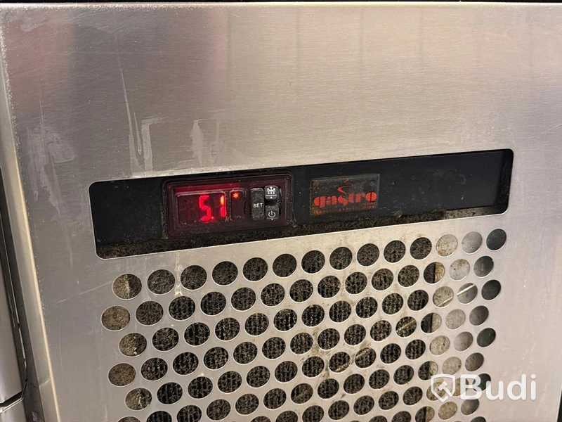 Komplett köksö med maskiner - 2x kylbänk, grill, stekhäll, spis, dubbel fritös m.m.