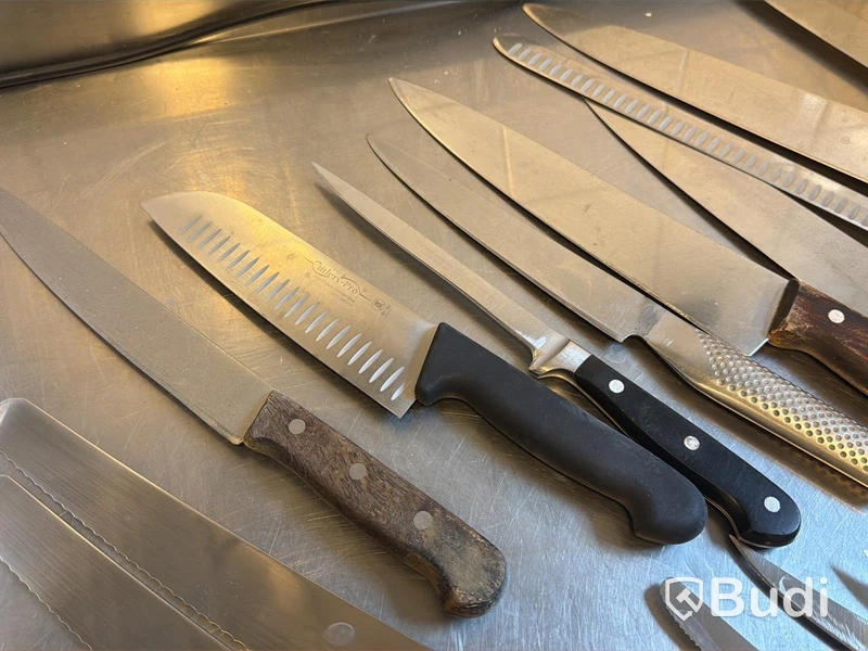 Sortiment knivar för kök, ca 20 st, bl.a. Global, Victorinox