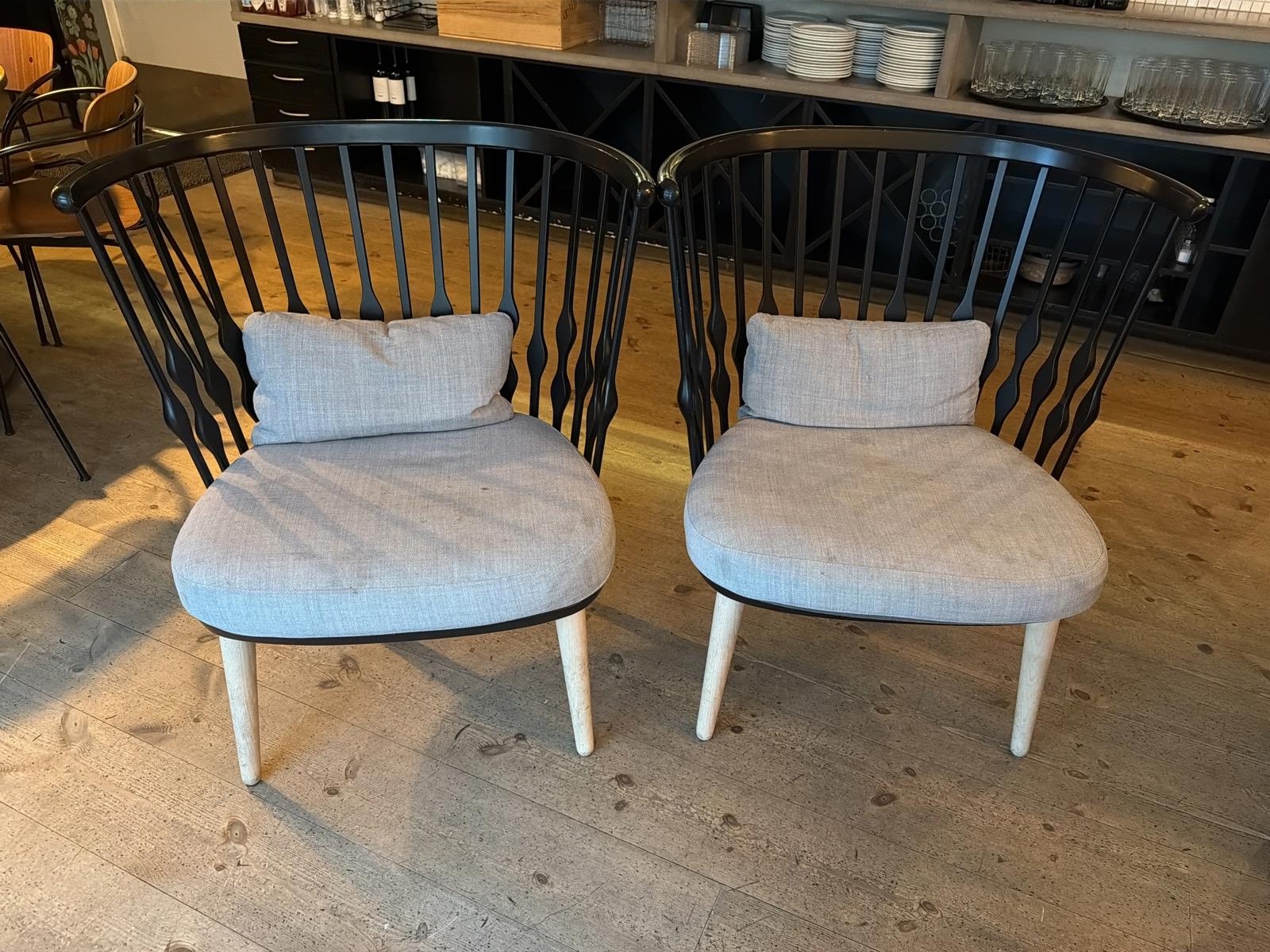 2 st loungestolar, Andreu World 'Nub'