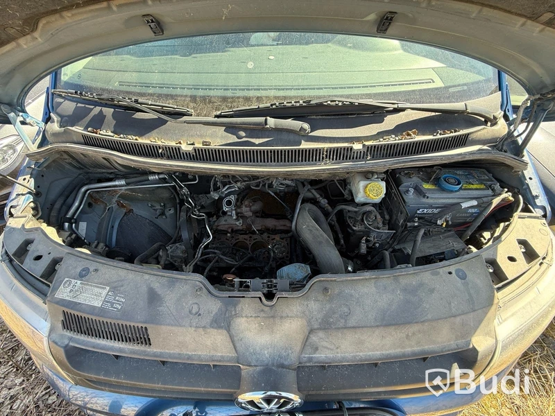 Volkswagen Transporter 2.0 TDI | Dubbelhytt | 2011 | Reparationsobjekt